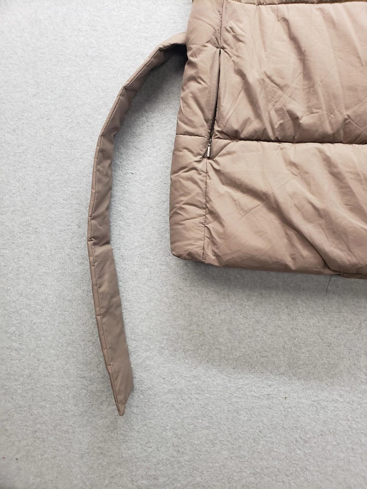 Chaleco acolchado Gap para mujer mediano marrón con capucha cinturón palangre repelente al agua Foto 4 de 4