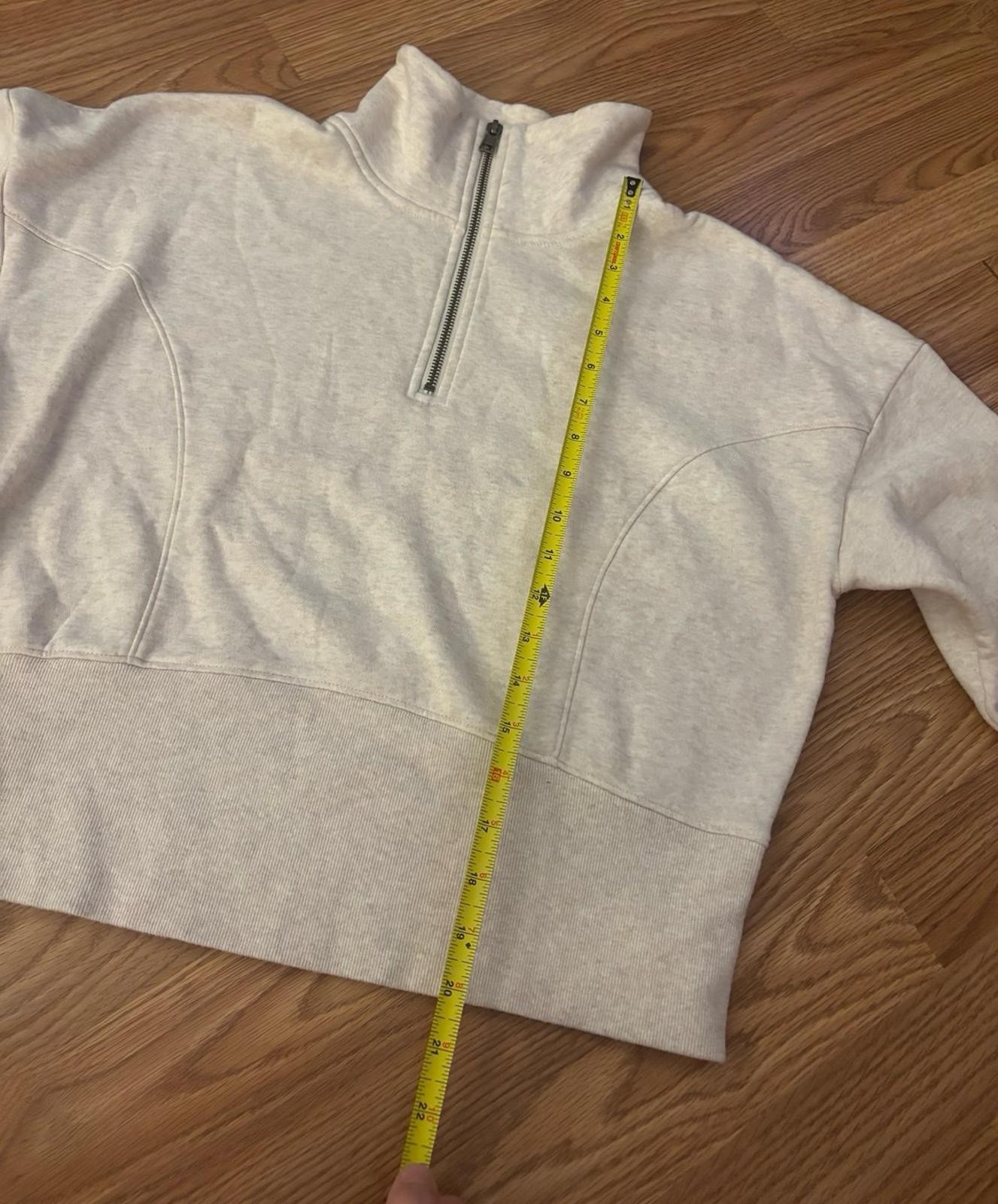 Universal Threads Half Zip Pullover Size Large - image 3