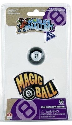 World's Smallest Classic Black Magic 8 Ball Pocket Fortune Teller Toy