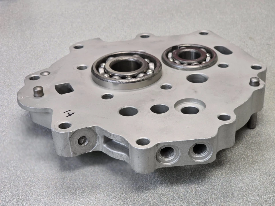 VERY NICE ORIGINAL PORSCHE 356B 356C 741 TRANSMISSION INTERMEDIATE PLATE #14 NLA - Image 3 of 4