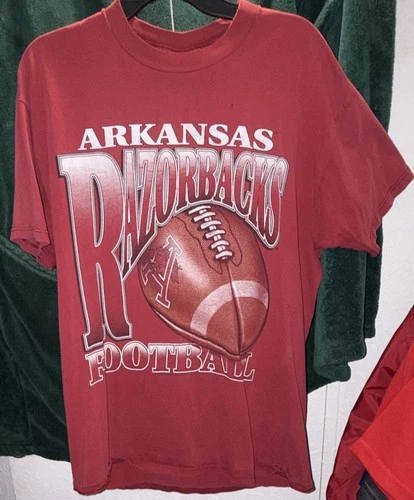 Red Oak Sportswear Vintage90’ Arkansas Razorbacks Football T Vintage vintage concert t-shirt, vintage, single stitch, B+ condition
