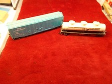 PAIR OF OLD VTG MODEL RAILROAD CARS, BACHMANN "ERIE LACKAWANNA" "CYNAMID" TANKER