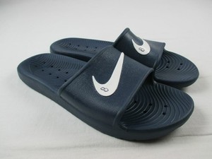 navy blue nike sandals