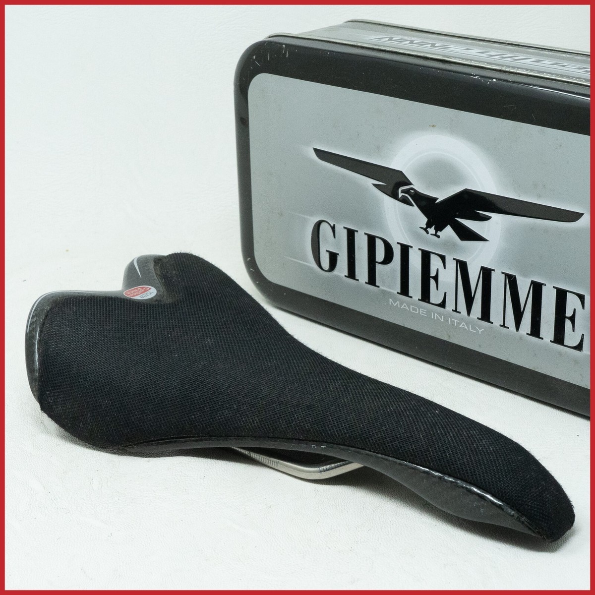 ジピエンメ ISCA SELLE PLUMA TITANIO チタンサドル 自転車