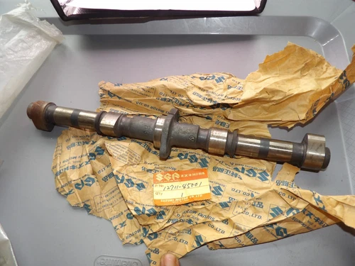 CAM SHAFT, INTAKE *{B,C&EC,N&EN}*