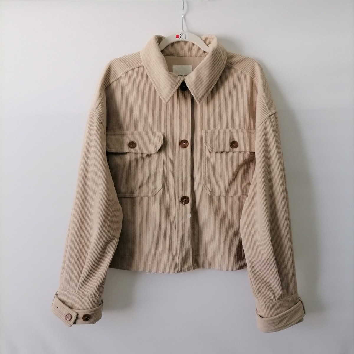 s-l1200.jpg s-l1200.jpg