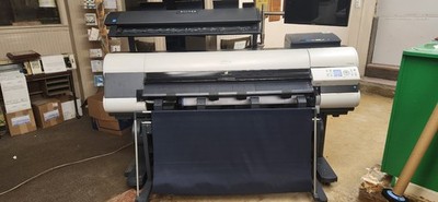 Canon PROGRAF iPF825 44in Printer & M40 Scanner with stands. Used and working.
