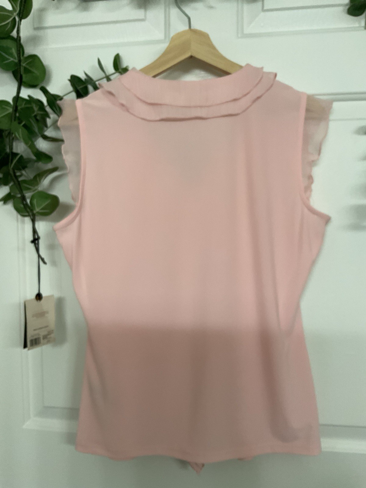 Tommy Hilfiger Women's Blouse Size Medium Light Pink Sleeveless Ruffle New thumbnail 4