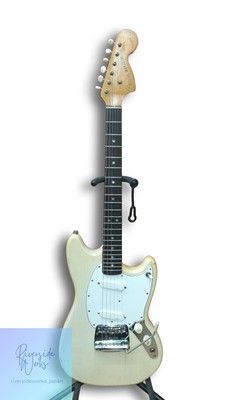Fender Mustang 1966 Vintage E-Gitarre Classic Model JP