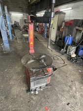 Tyre Machine. 100% Air. No Electrics Required