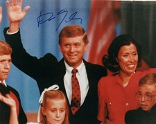 Vice President Dan Quayle Signed Autographed 8x10 Photo