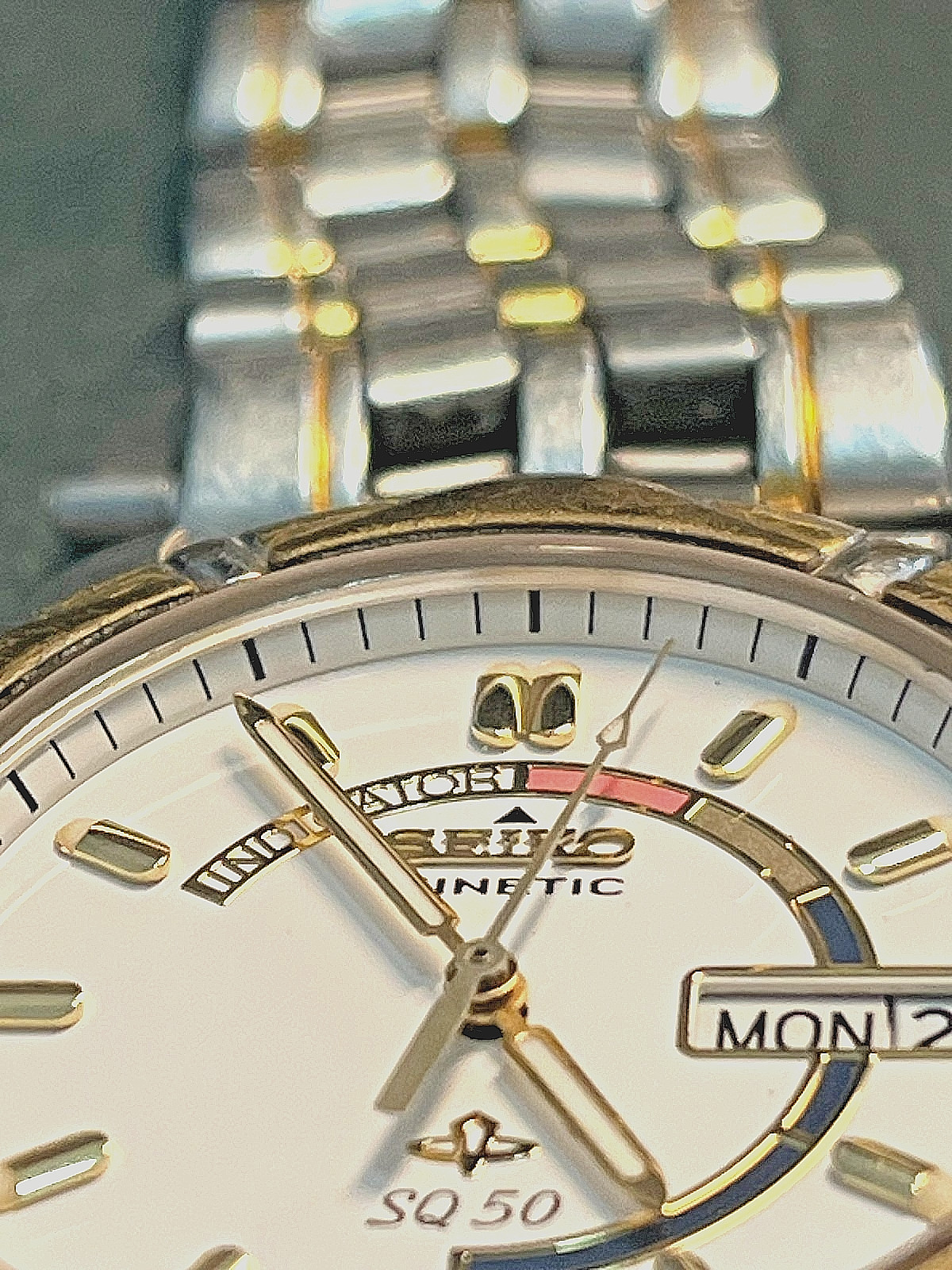 Precision 1992 Seiko Original + 5M43-0AS0-Elegant Watch-Model Kinetic Packaging! - VintageWatches.PK Precision 1992 Seiko Original + 5M43-0AS0-Elegant Watch-Model Kinetic Packaging! - vintagewatches.pk