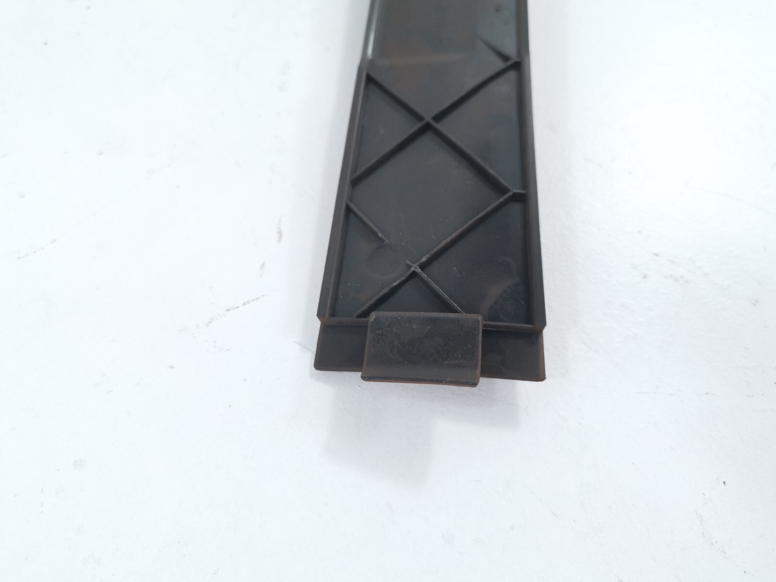14-19 MASERATI QUATTROPORTE S A PILLAR RIGHT SIDE COVER TRIM 670011107 AAH23984