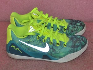 kobe bryant easter shoes