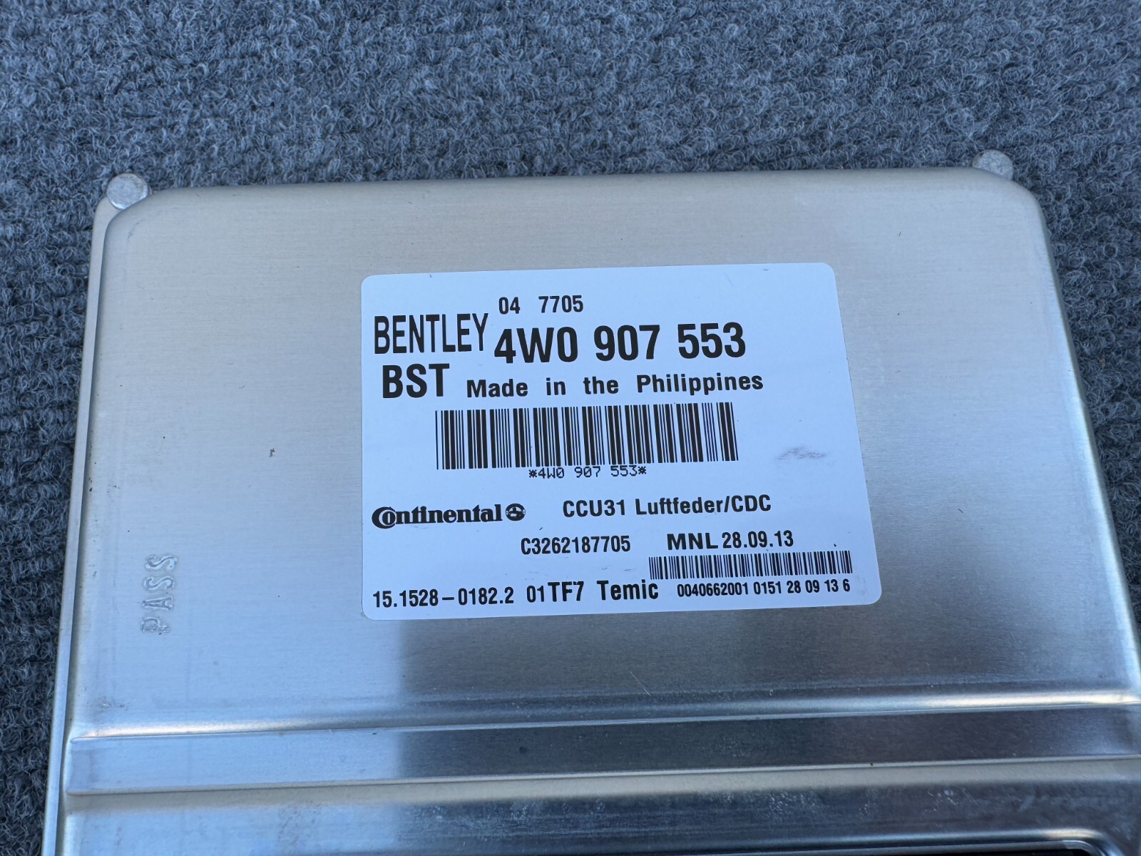 AIR SUSPENSION  CONTROL MODULE 4W0907553 BENTLEY FLYING SPUR OEM (2013-2018)