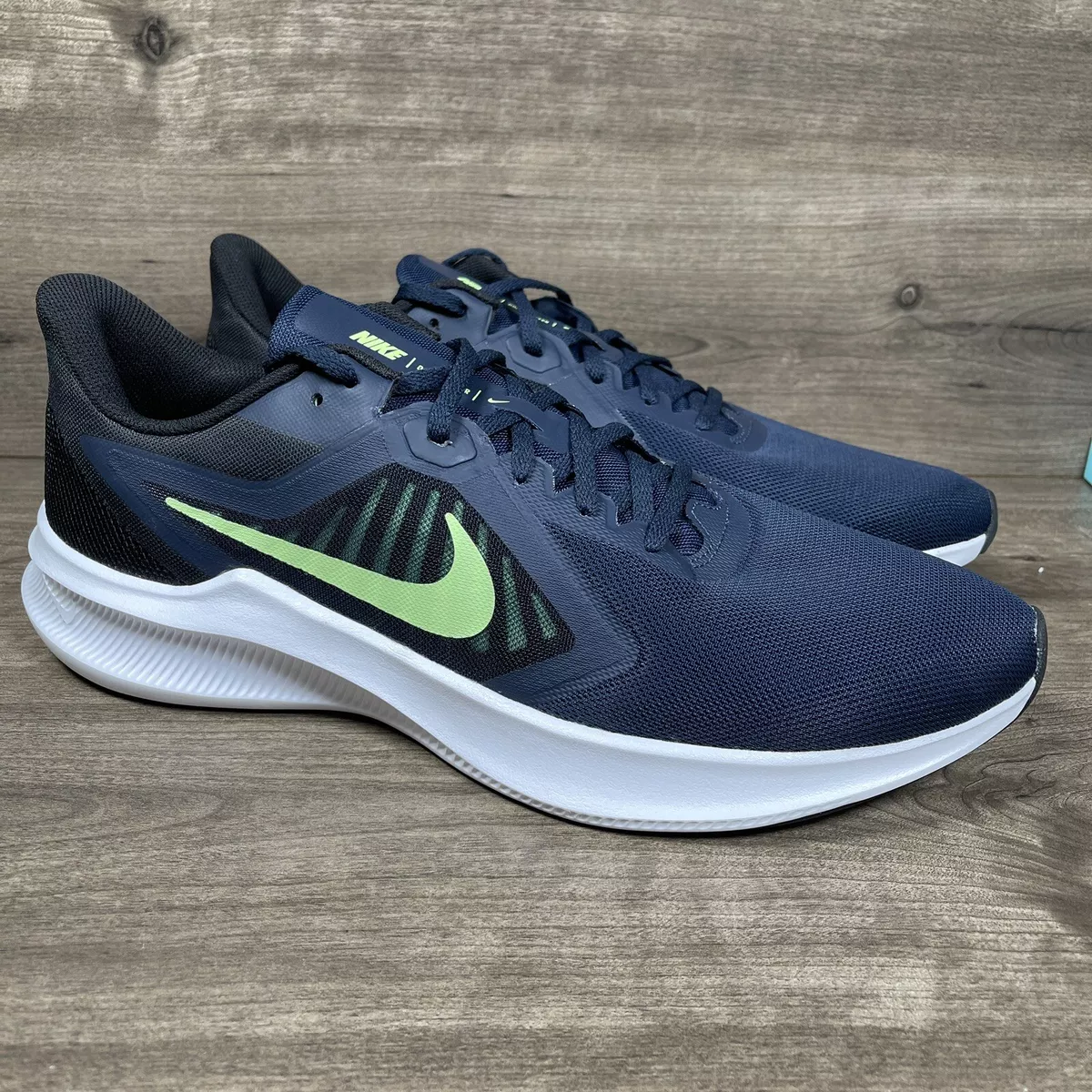 Nike top downshifter 10