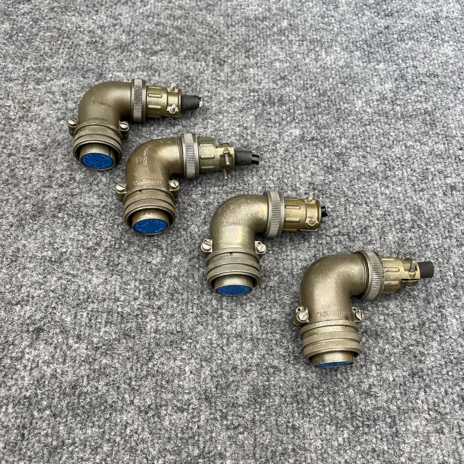Amphenol 97-3055-22-8 Size 20 8 Pin Female Circular Connector 90° Elbow