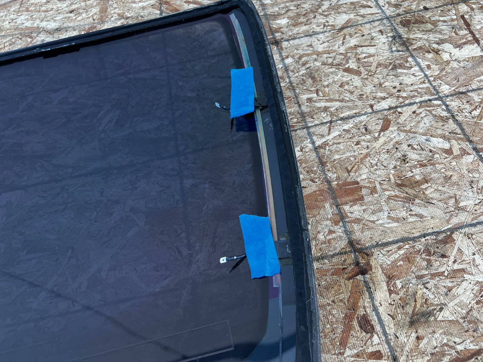 REAR WINDOW WINDSHIELD HEATED GLASS BENTLEY FLYING SPUR (2006-2012) OEM