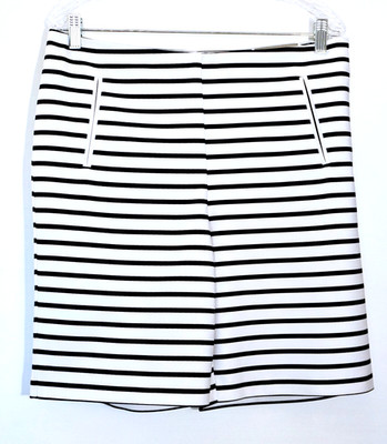NWT $79 Chico s Slim Tailored Striped Shorts, 9'' Inseam, B&W, Sz. 1.5 (US 10)