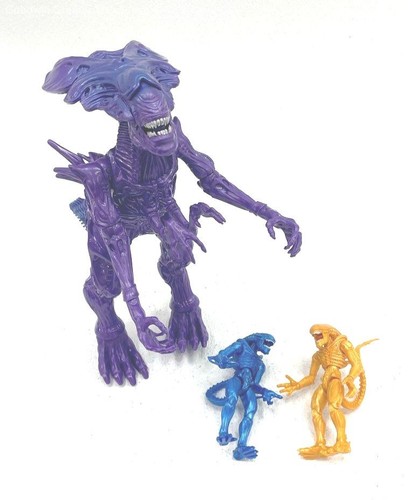 Lanard Alien Warrior Action Figures Xenomorph Purple Alien Queen, 2 5" Figures