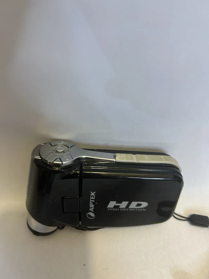 Aiptek V5V HD DV Camcorder W/ Battery No Charger, Excellent condition - Image 4 of 4