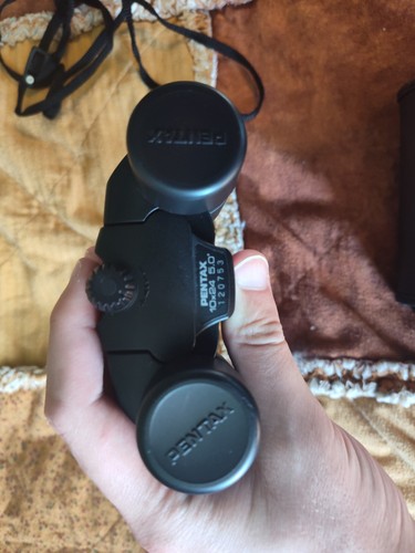 PENTAX UCF G 10X24 5.0 BINOCULARS W/ CASE & STRAPS - Picture 4 of 12