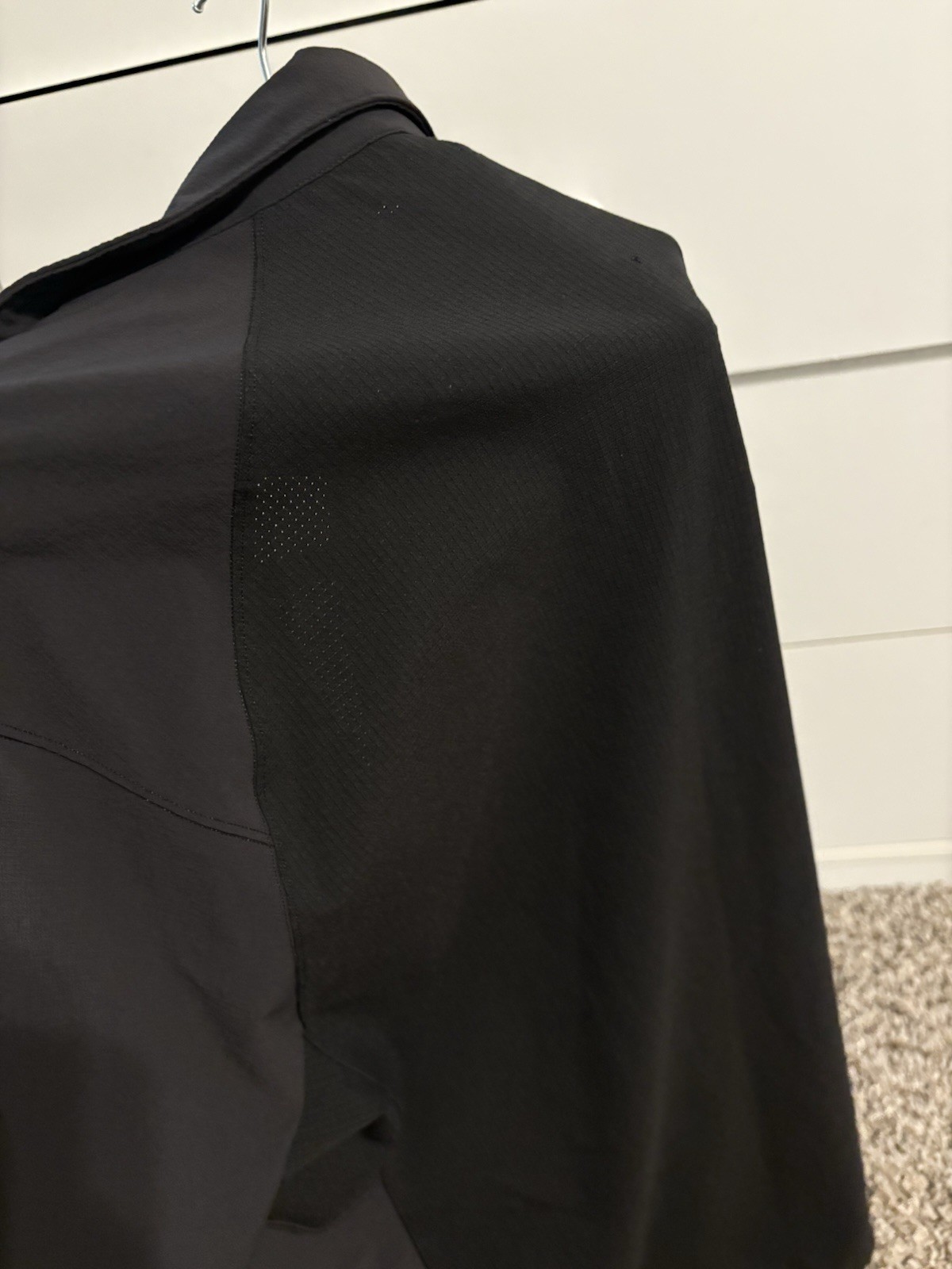 Men’s Lululemon snap On Solid Black Double Pocket… - image 8