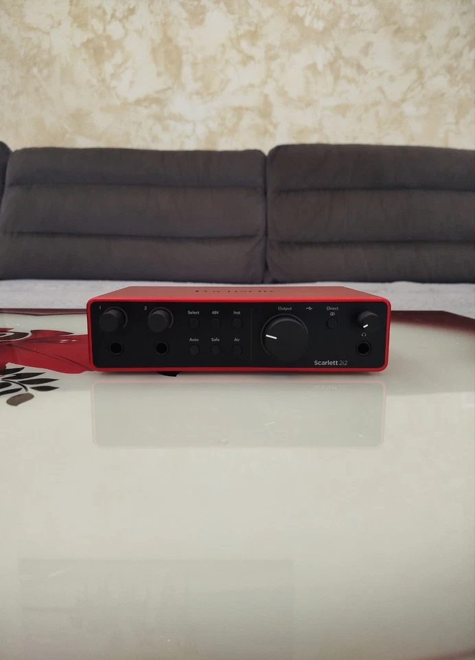 FOCUSRITE SCARLETT 2i2 (4th Gen) INTERFACCIA AUDIO USB 2 IN 2 OUT - Immagine 4 di 4