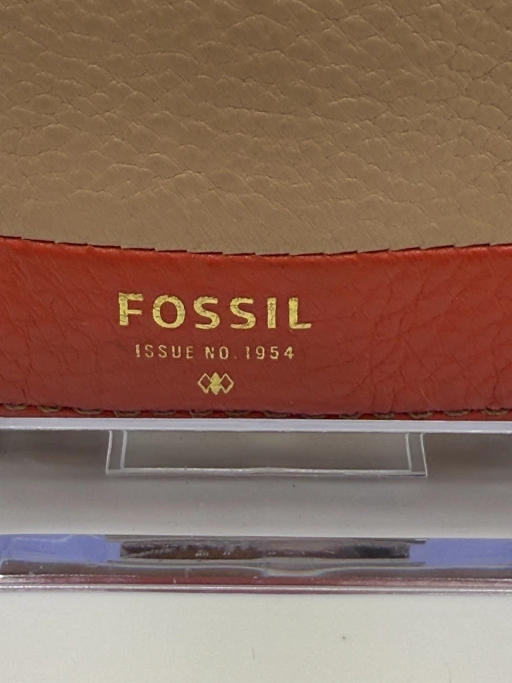 Cartera sin asas Fossil Preston de cuero con solapa bloques de colores roja: blanca/bronceada Foto 2 de 4