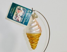 2005 - SMALL ICE CREAM CONE - OLD WORLD CHRISTMAS - GLASS ORNAMENT NEW 32031