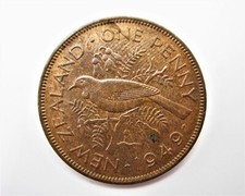 NEW ZEALAND  1949 PENNY  WITH LUSTRE / SNIFF'S  ANCIENT COINS T-3