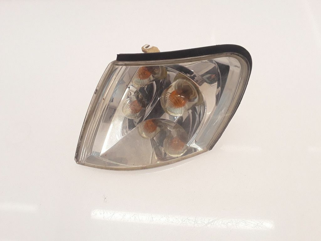 蛍光灯　Panasonic MITSUBISHI Mitsubishi Montero Pajero 2007-2019 OEM Headlamp Washer Hole