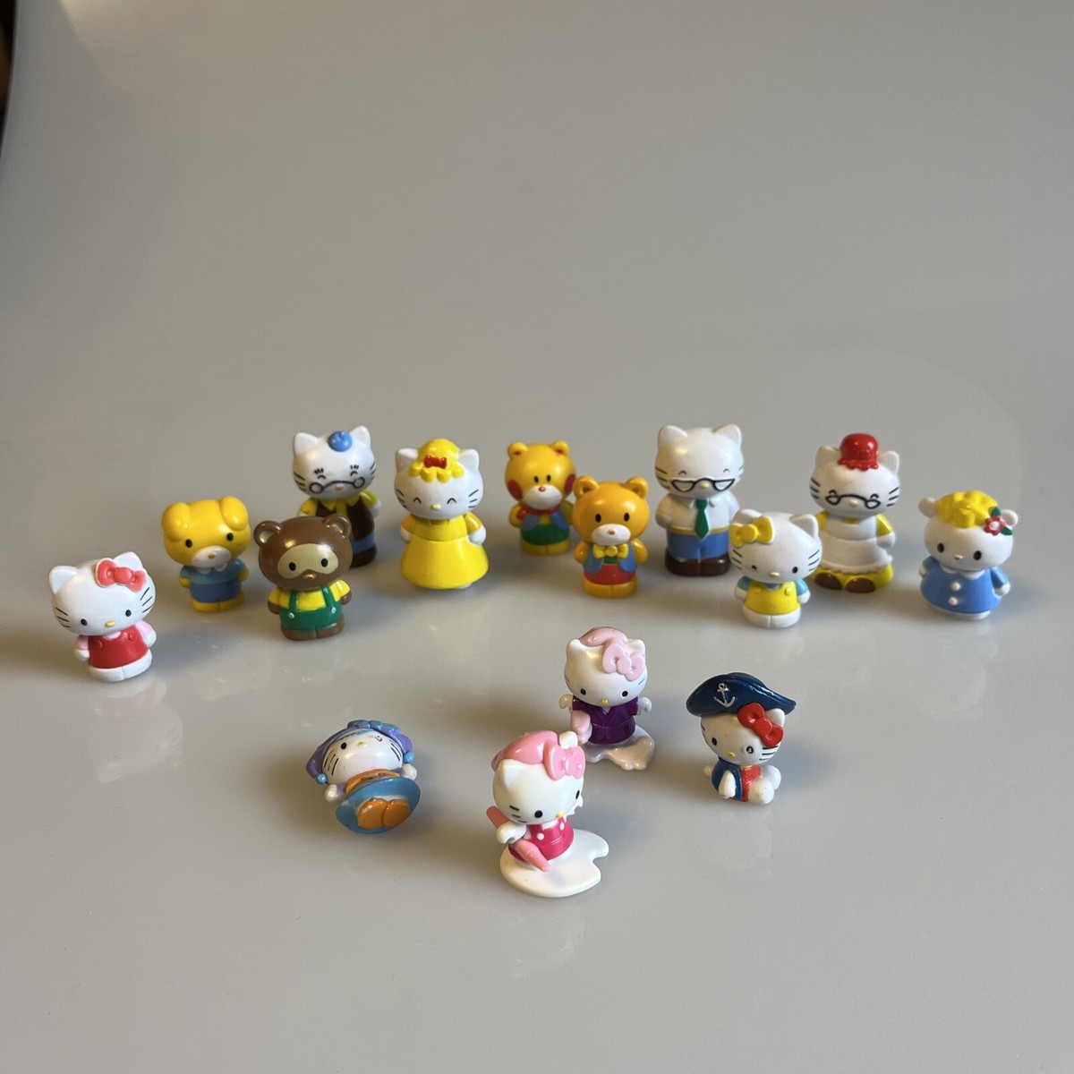 Hello Kitty And friends Sanrio 76 12 Figure X 11 And 76 17 X 2