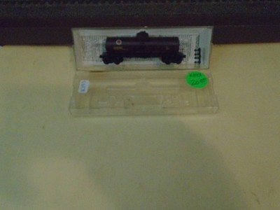 MICRO-TRAINS #65320 39' SINGLE DOME TANK CAR - CHICAGO GREAT WESTERN #267 N
