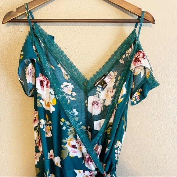 NWT Charlotte Russe Emerald Green Floral Cold Shoulder Wrap Dress Size XXL  | eBay