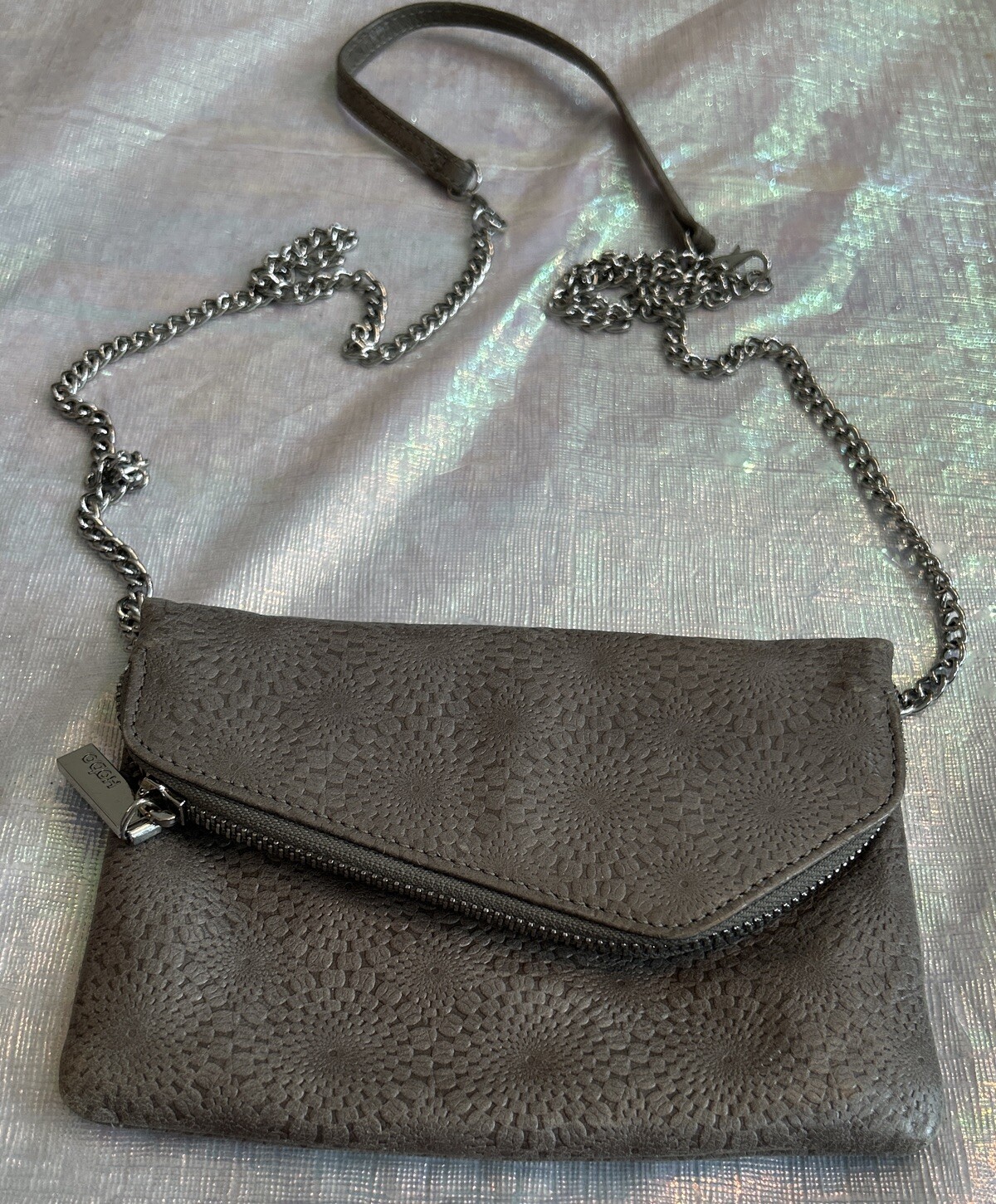 Hobo Daria Embossed Pewter Grey Leather Crossbody/Clu… Gem