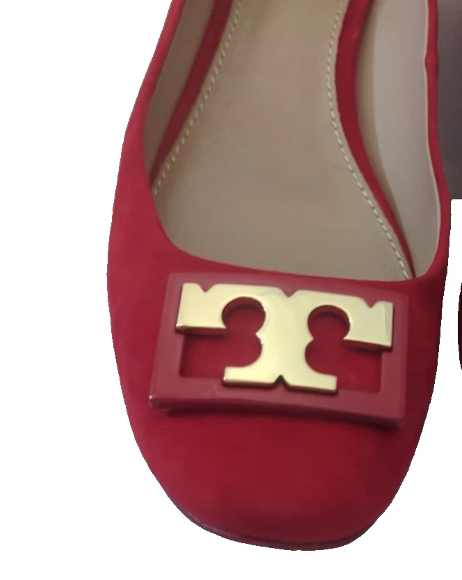 Zapatos de salón Tory Burch Gigi de gamuza con logotipo dorado tacón bloque rojo para mujer EE. UU. 7,5 Foto 3 de 4