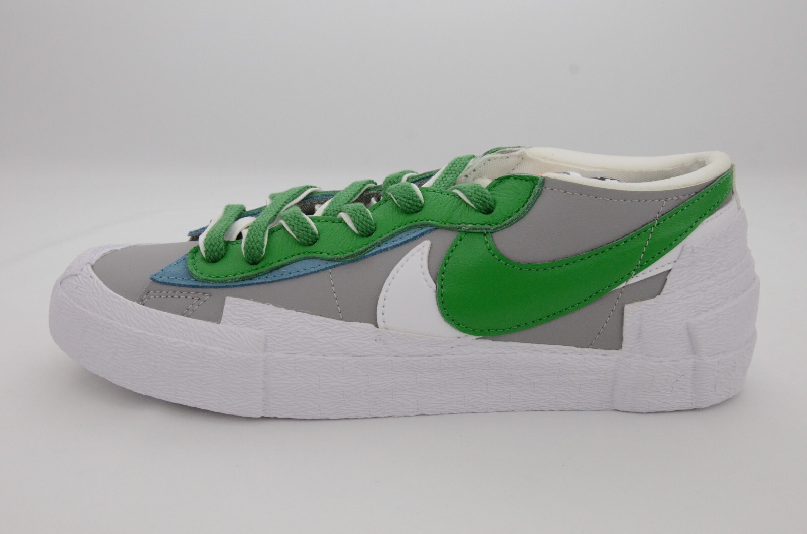 SACAI X NIKE Nike Blazer Low x Sacai Grigio Verde Uomo Taglia 8 5 Nuovo con scatola DD1877 001