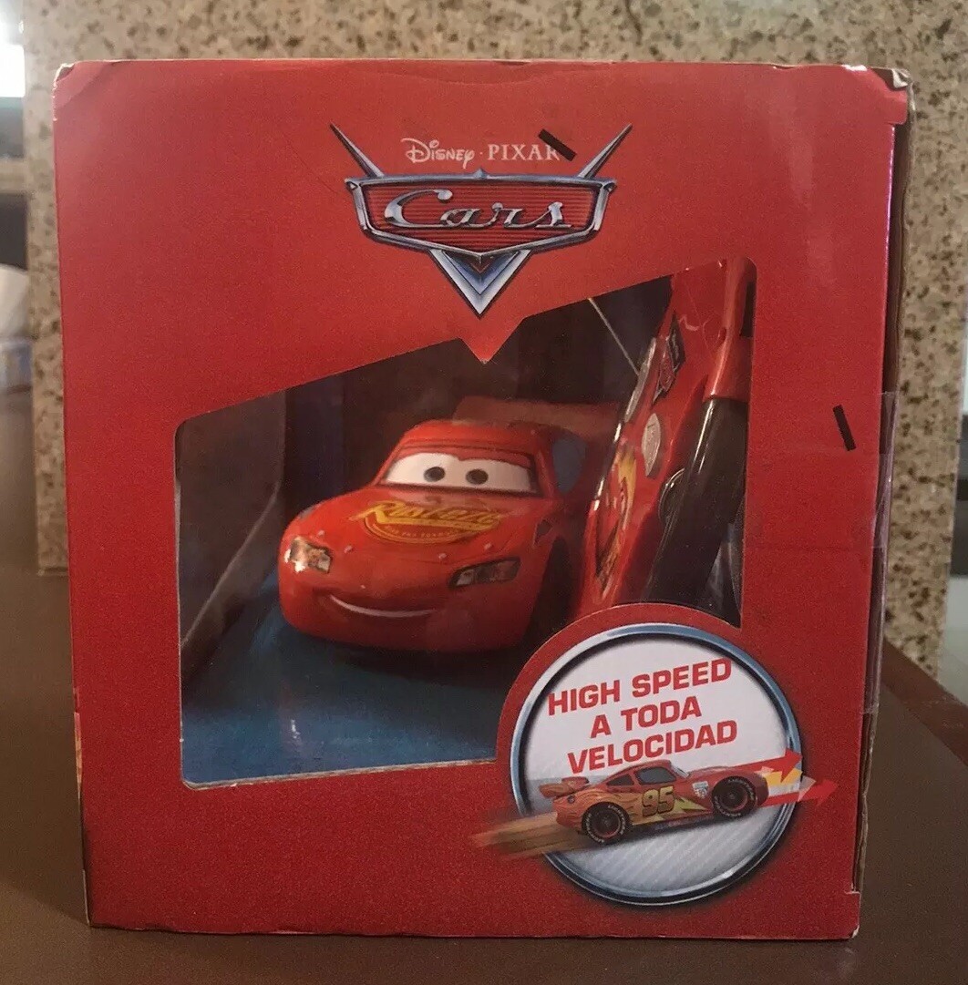 Disney Pixar Car Rc Champion Series Remote Control Car (Lightning McQueen) 