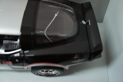 1:18 UT 1978 Chevy Corvette Officially Licensed Indy 500 Pace Car
