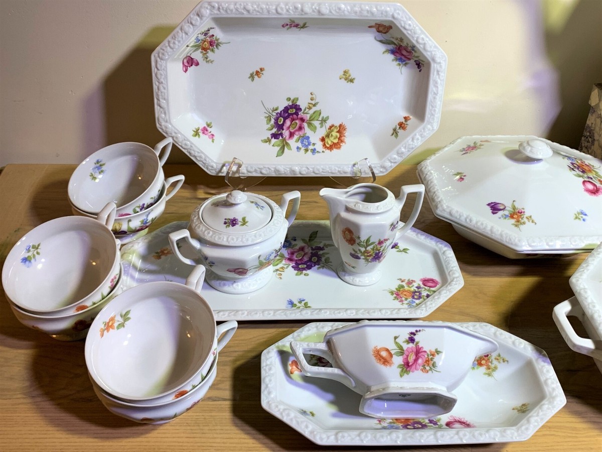 ROSENTHAL CONTINENTAL MARIA FLORAL V, 92 PCS - 12 COMPLETE PLACE 
