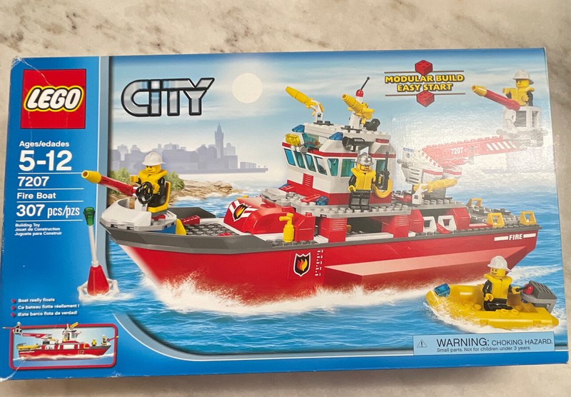 LEGO City Fire Ship (#7207) 306 pcs -New Sealed Box RARE FIND *Fun Building Toy