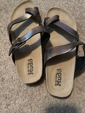 mudd sandals 8