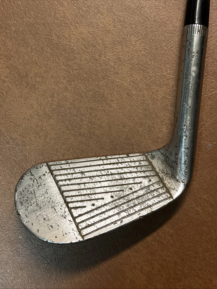Walter Hagen 5 Iron Champion Compact Blade 205 RH Steel Shaft Leather Grip 37" - Image 2 of 4