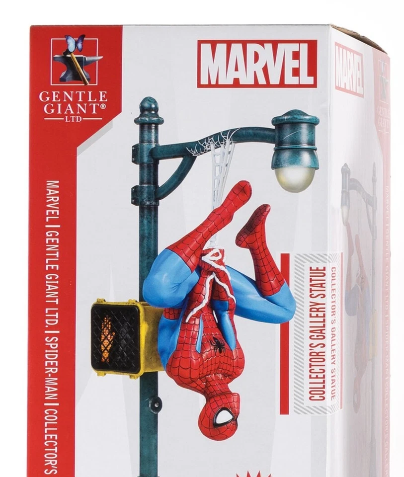 NEW/SEALED 2017 SPIDER-MAN Figure GALLERY STATUE ~ Gentle Giant ~ LIGHT UP BASE - Image 3 of 4