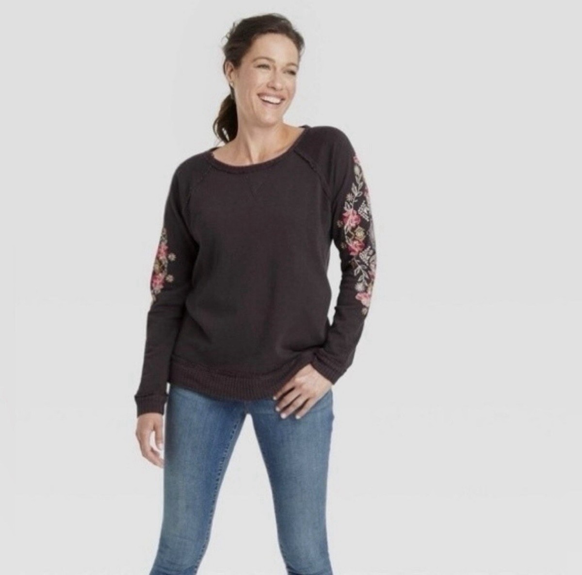Knox Rose Floral Embroidered Sleeve Sweater Women’s L Gray Long Sleeve Boho