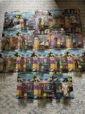 Konvolut 18 Star Trek Sammler Spielzeug Actionfiguren