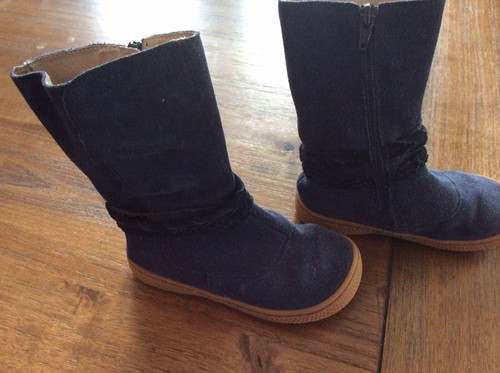 LIVIE AND LUCA TODDLER BLUE GLITTER SUEDE BOOTS SZ 11 - Picture 3 of 7