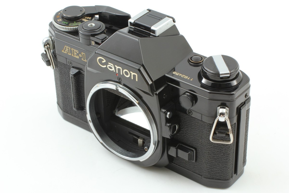 EXC+++++ w/ Strap 》 Canon AE-1 Black FD 50mm f1.4 S.S.C. EXC+++++ w/ Strap 》 Canon AE-1 Black FD 50mm f1.4 S.S.C.