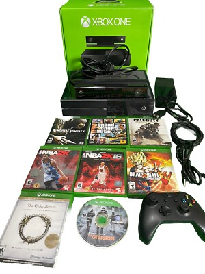 XBOX one 500gb console with kinect Plus 8 Games In Box